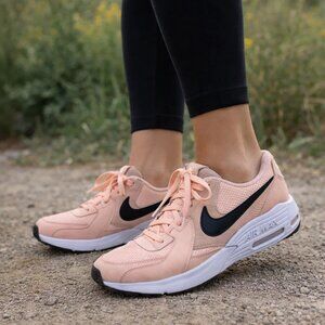 Nike Air Max Excee Shoes Women's size 9 Coral Running Sneakers CD5432-600